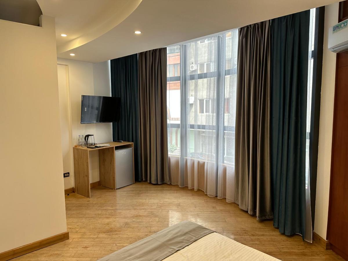 Friendly Hotel 예레반 외부 사진