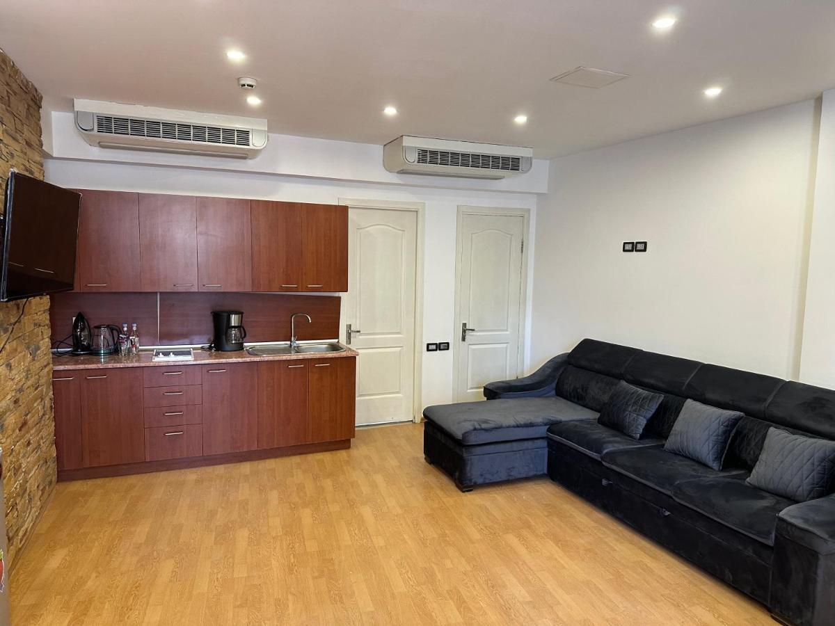 Friendly Hotel 예레반 외부 사진