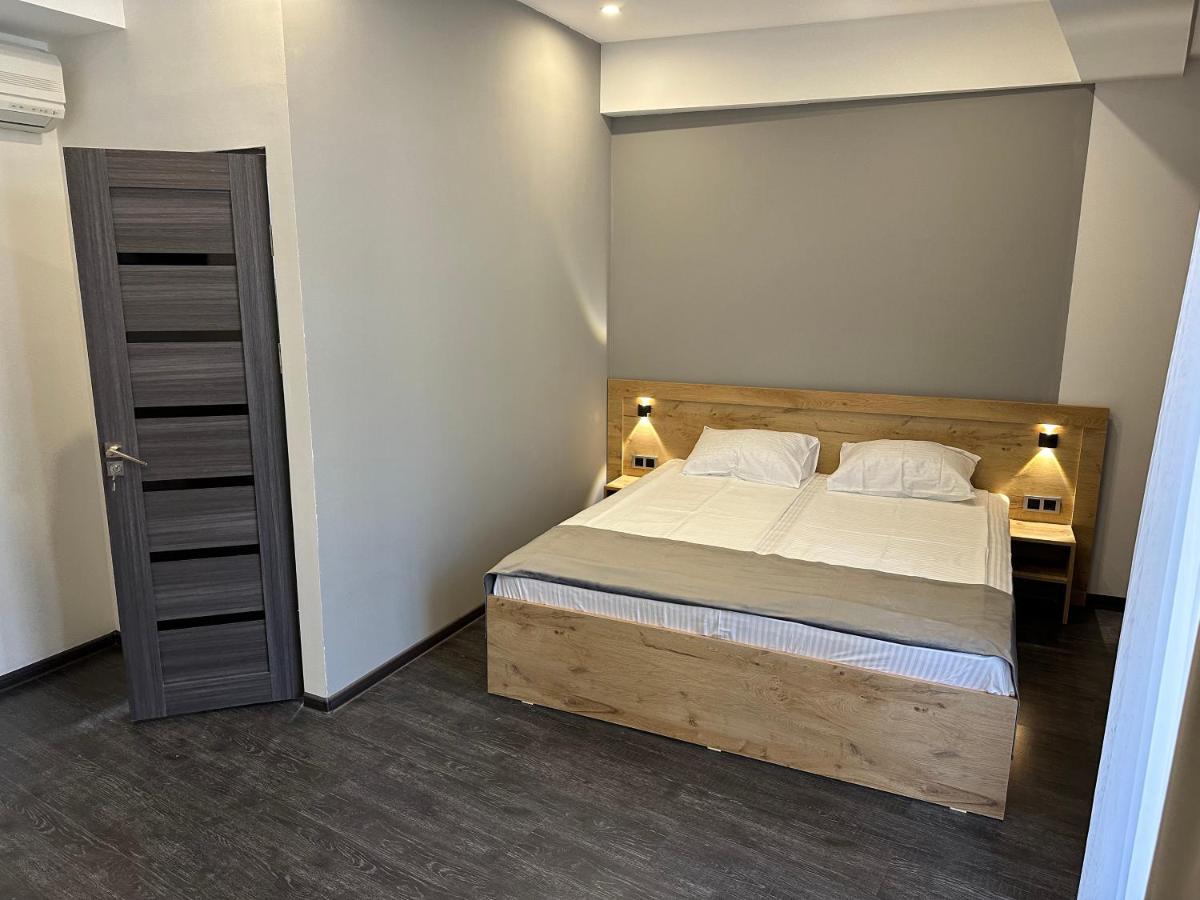 Friendly Hotel 예레반 외부 사진