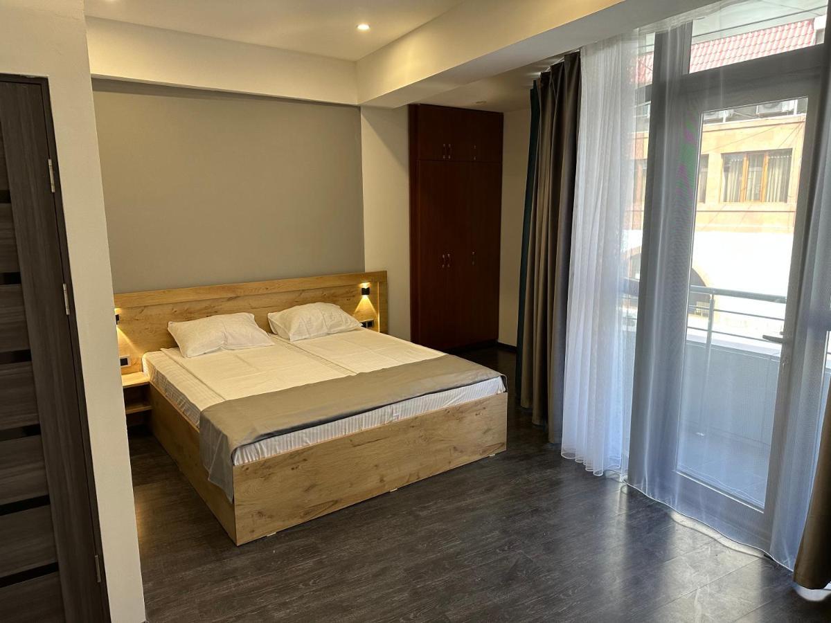 Friendly Hotel 예레반 외부 사진