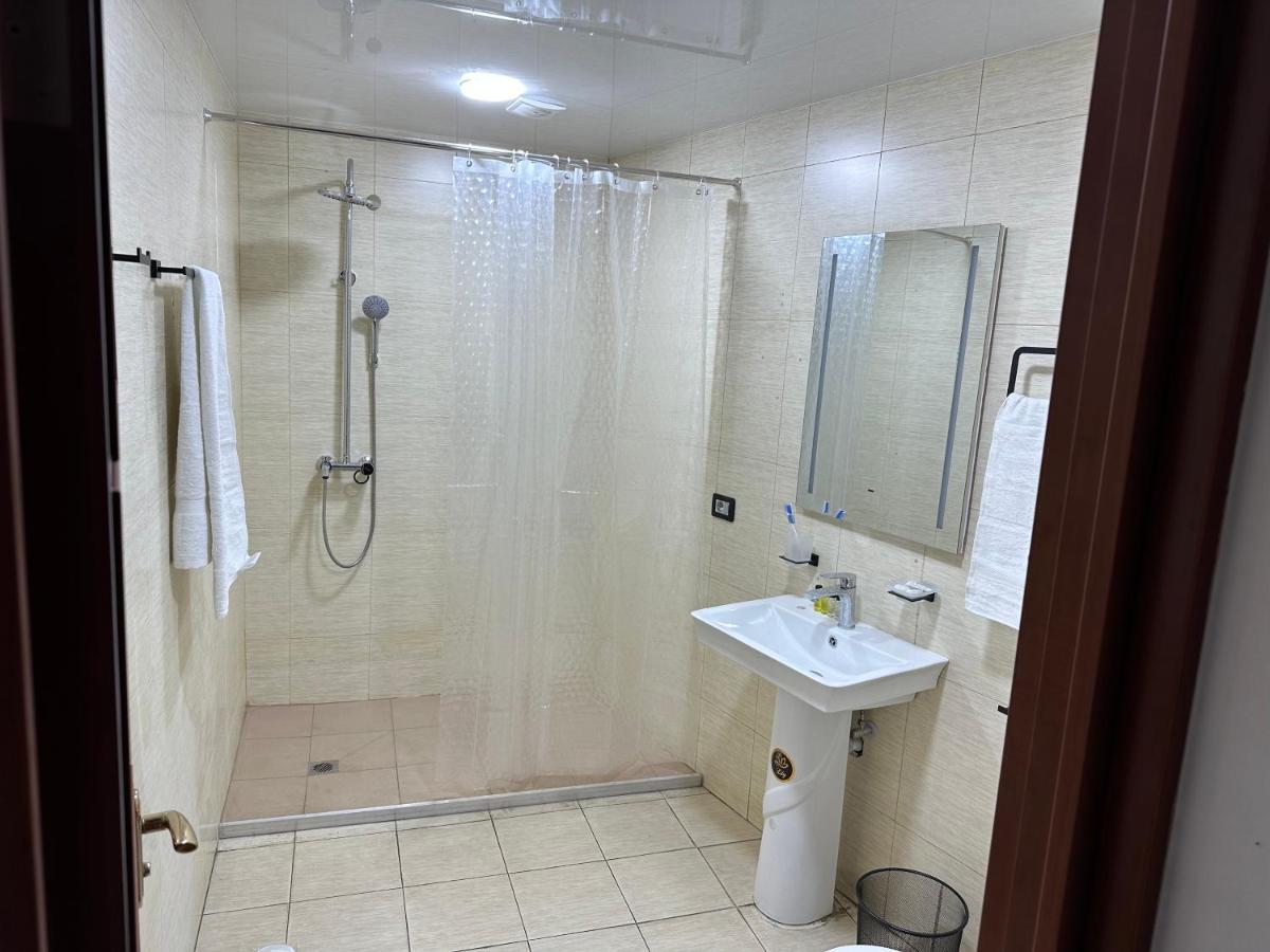 Friendly Hotel 예레반 외부 사진