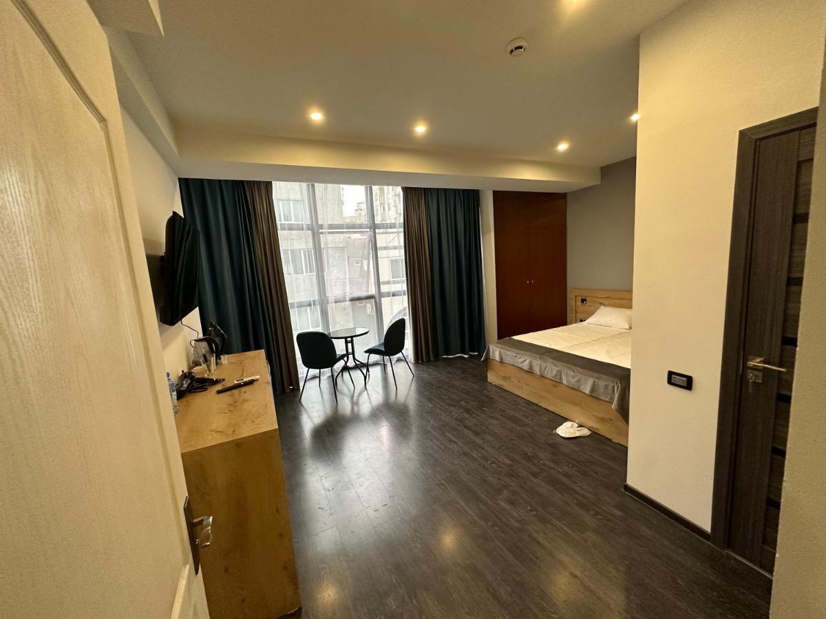 Friendly Hotel 예레반 외부 사진