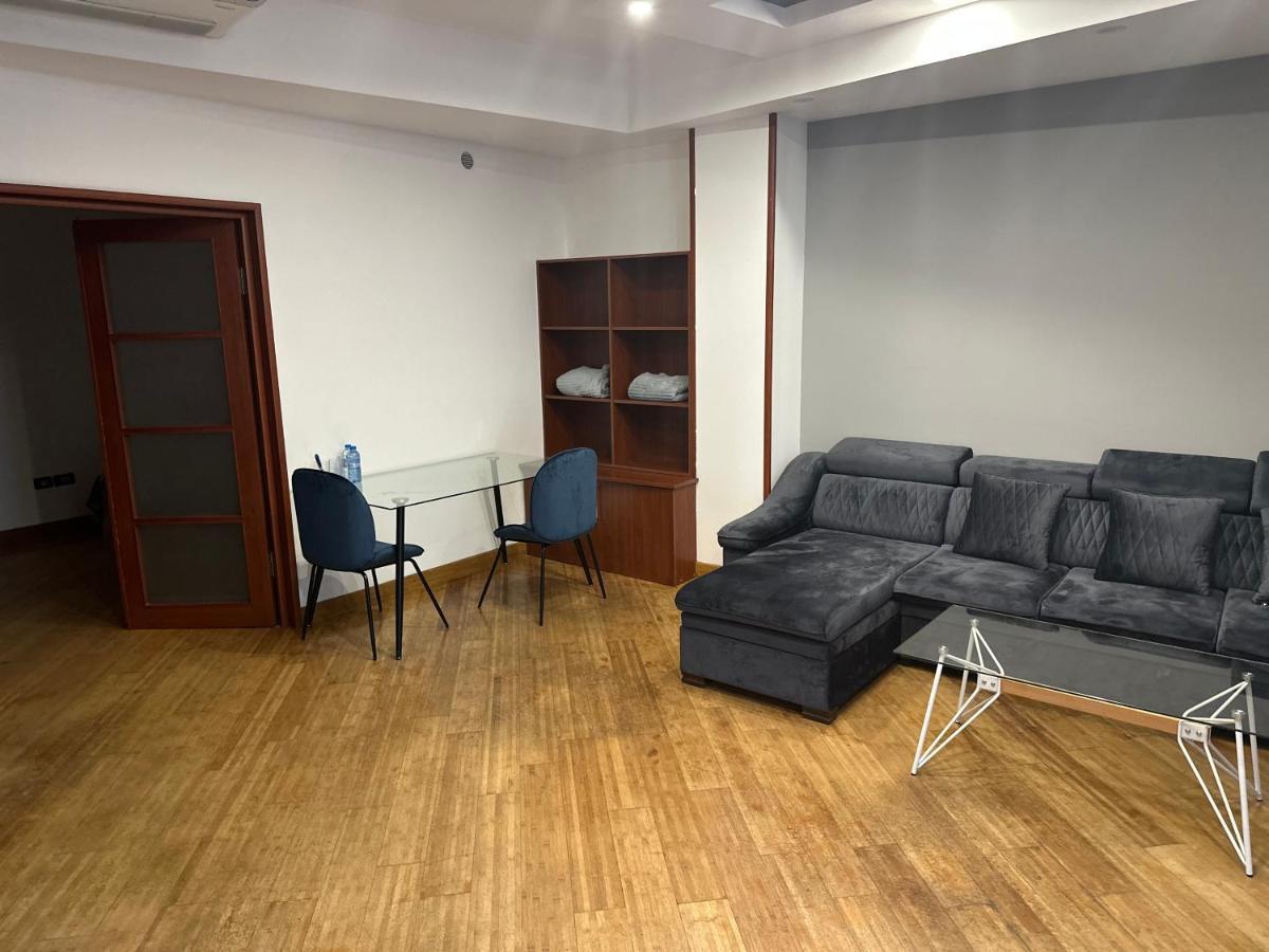 Friendly Hotel 예레반 외부 사진